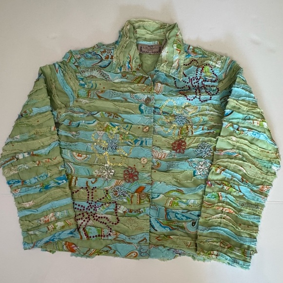 Life Style Petite Women's Green Jacket with button closure - Picture 11 of 11